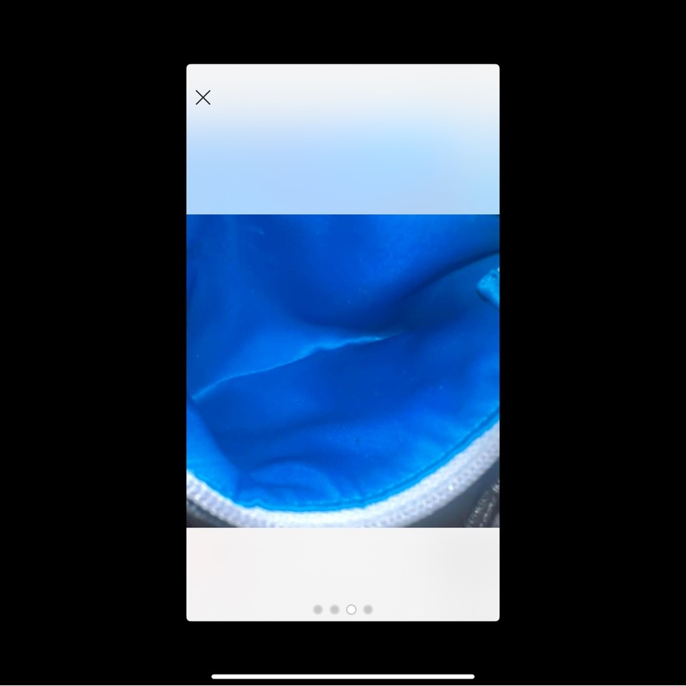 Rare Coach Poppy Wristlet from ECU. - Picture 2 of 9